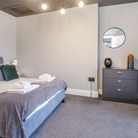 Bateman, Modern City Centre Apartment Sleeps 6 约克 外观 照片